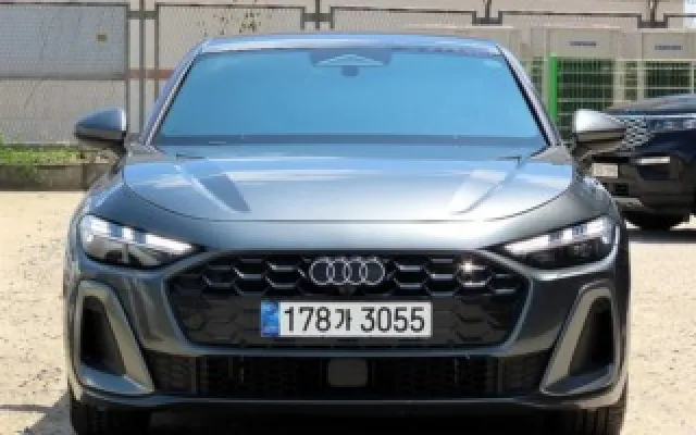 중고차배달 A5 (B10) 40 TFSI 콰트로 S-라인 매물 사진 7 - 2025/12 7,454km