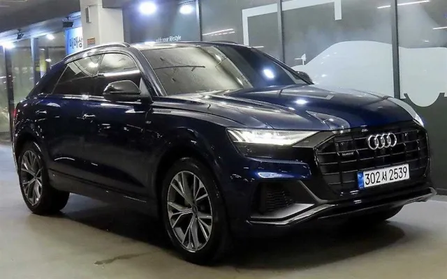 중고차배달 Q8 55 TFSI 콰트로 프리미엄 매물 사진 11 - 2022/05 43,792km