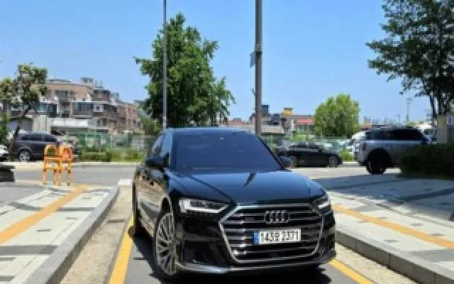 중고차배달 A8 (D5) 55 TFSI 콰트로 LWB 매물 사진 7 - 2022/09 76,481km