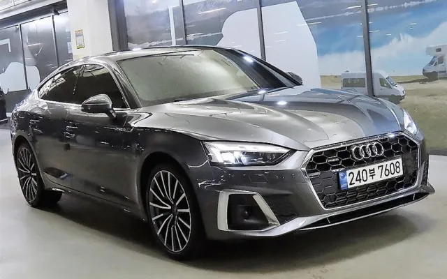 중고차배달 A5 (F5) 40 TFSI 콰트로 프리미엄 스포트백 매물 사진 4 - 2024/09 44,409km