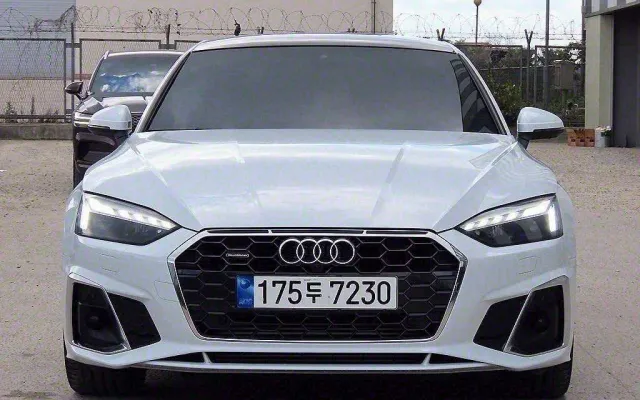 중고차배달 A5 (F5) 40 TFSI 콰트로 프리미엄 스포트백 매물 사진 14 - 2023/09 29,759km