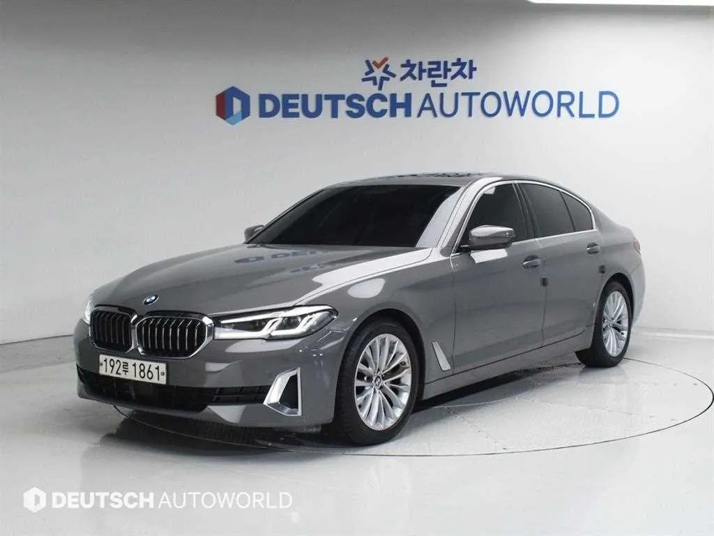 BMW 5시리즈 (G30) 520i 럭셔리 매물 사진 11 - 2022/04 55,904km (중고차배달)